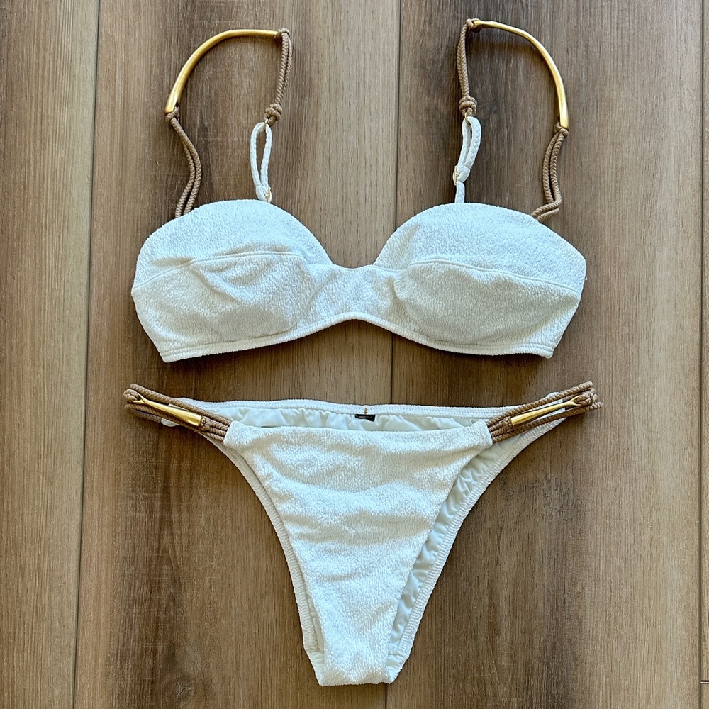 Vix by Paula Hermanny Firenze Mandy White Bikini Set